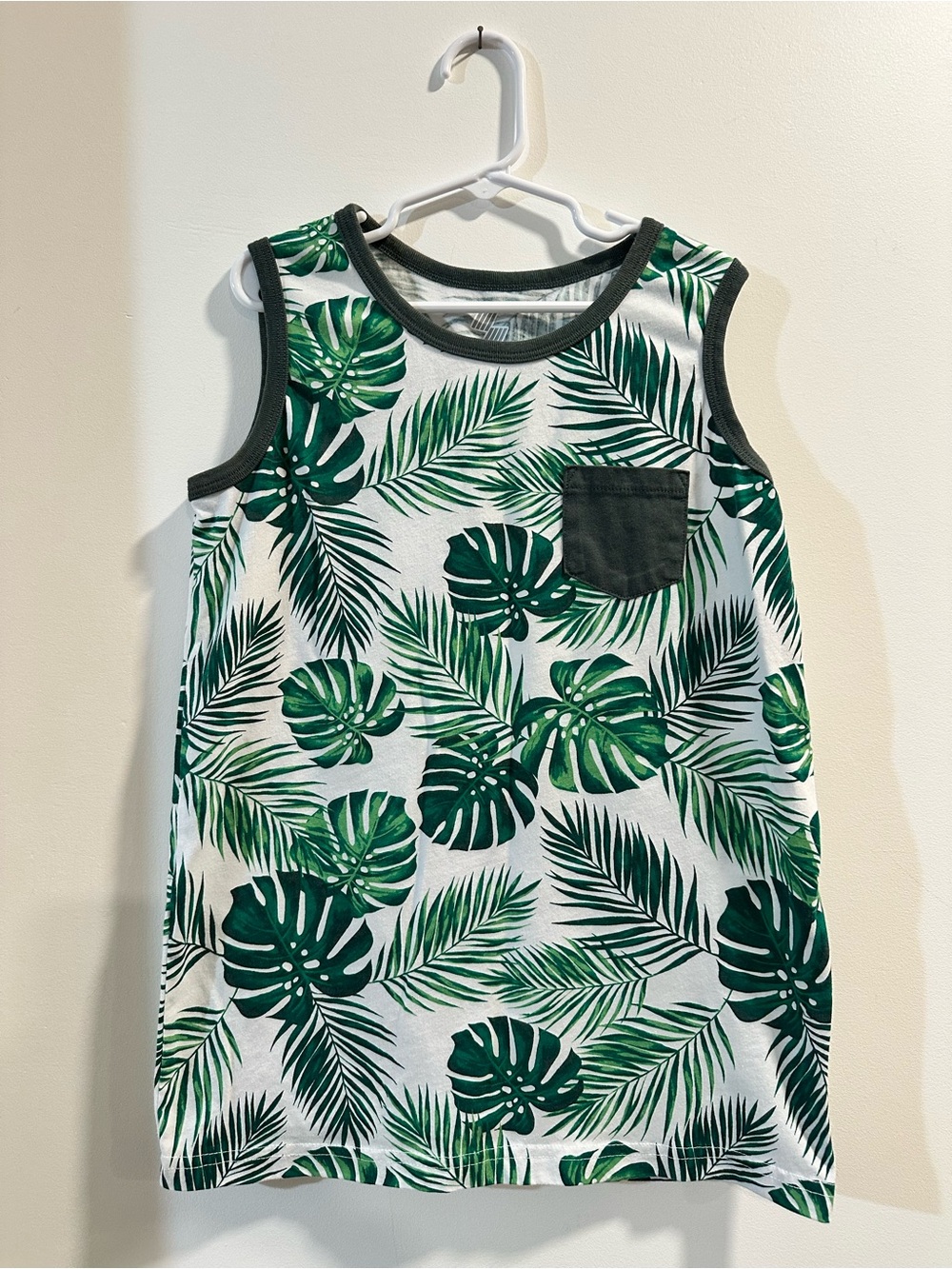 The Children's Place Green Tropical Pocket Tank Top - Boys 10-12 L/G